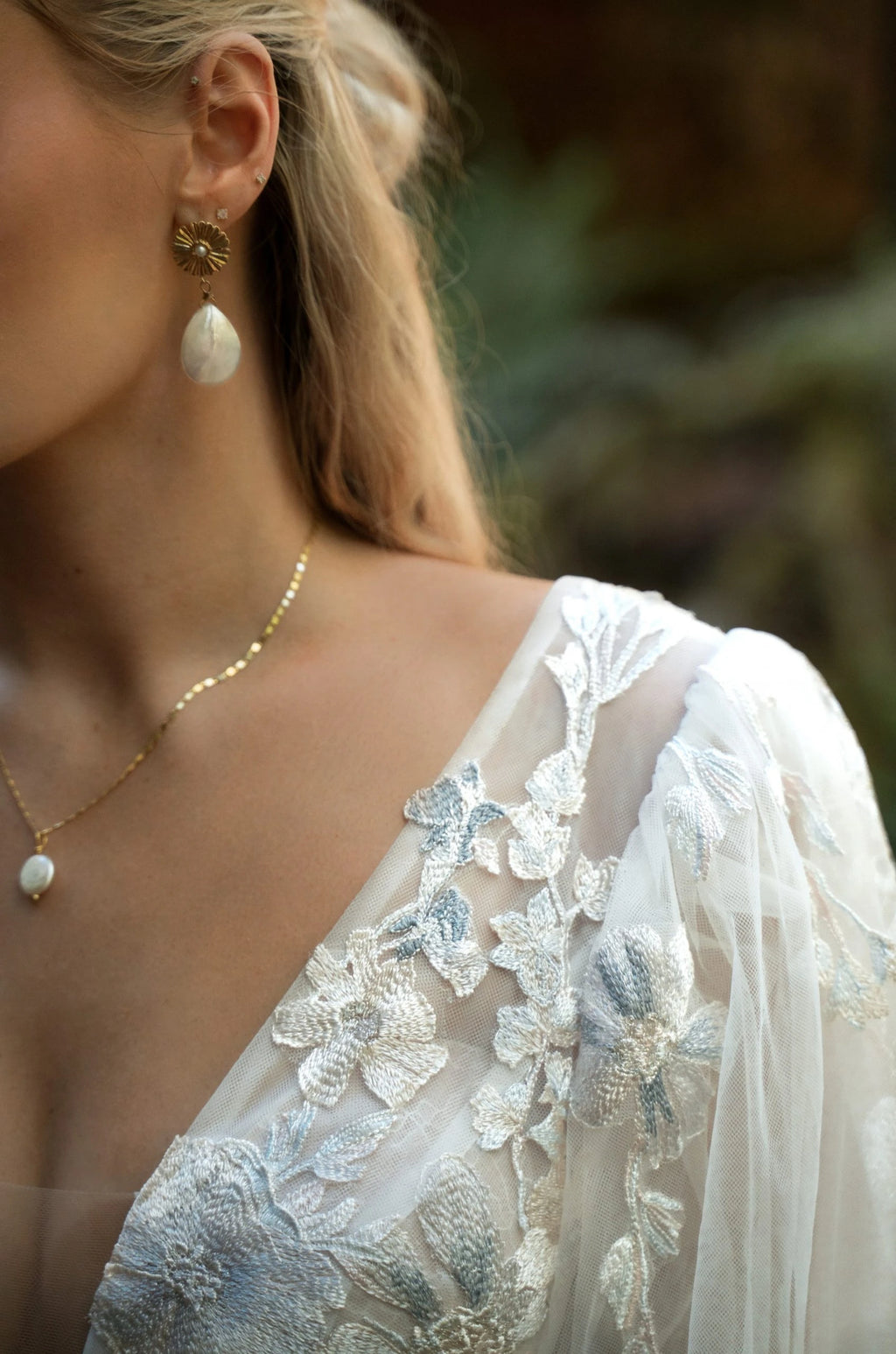 SAYLOR -ROMANTIC FLORAL LACE BOHO WEDDING DRESS WITH BLOUSON SLEEVES